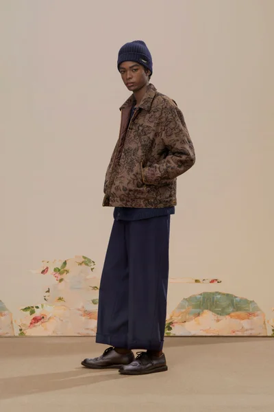 Look 4